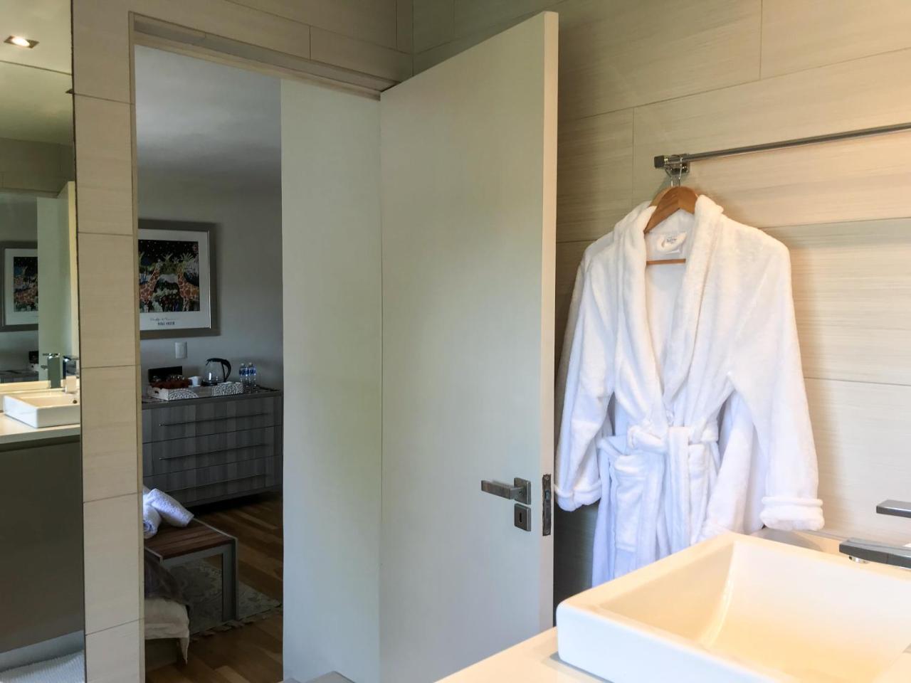 Maison Normandie Cape Town Bagian luar foto